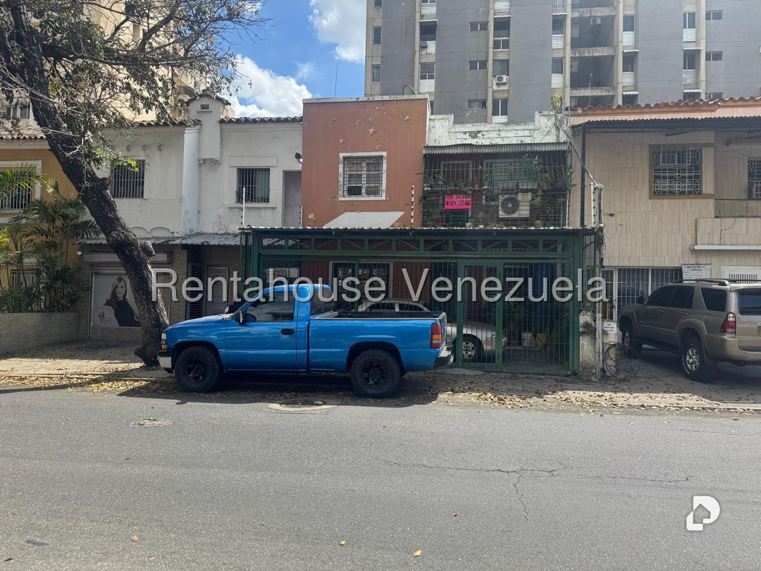 Casa en La Campiña, Caracas – 1