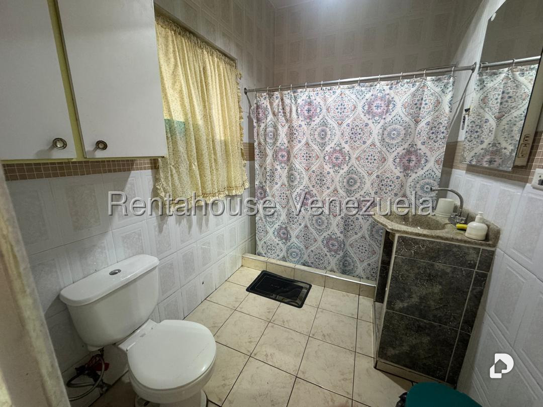 Casa en La Campiña, Caracas – 14