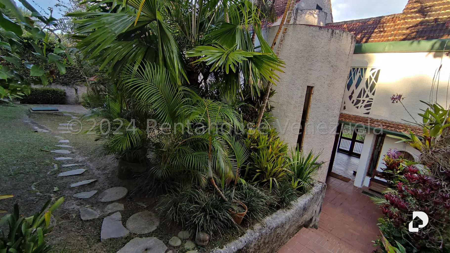 Casa en Oripoto, Caracas – 3