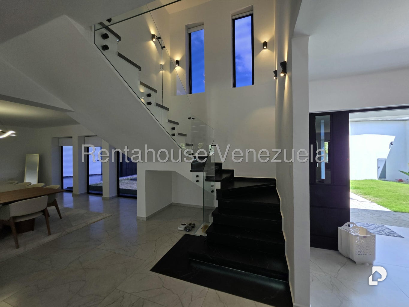 Casa en Los Naranjos (del Cafetal), Caracas – 22