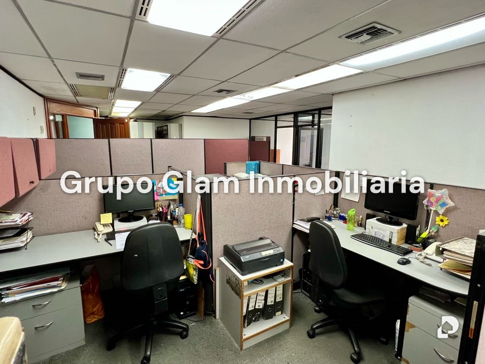 Oficina en Los Palos Grandes, Caracas – 9