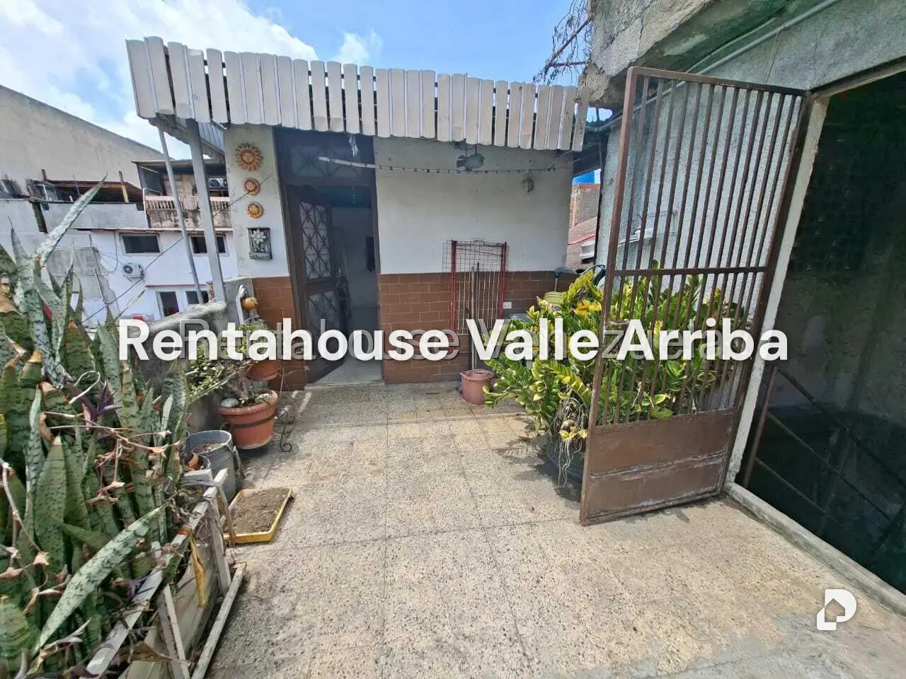Casa en Catia, Caracas – 27