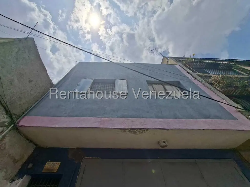 House in Catia, Caracas - 1