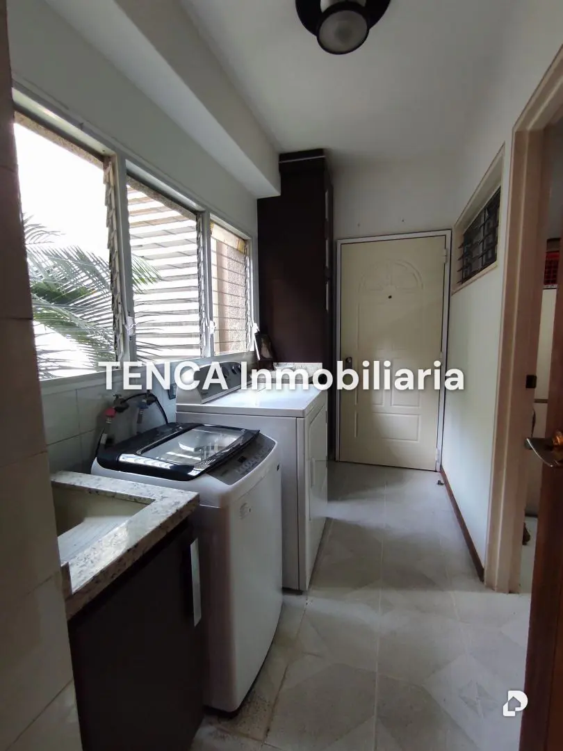 Apartamento en Lomas de La Lagunita, Caracas – 15