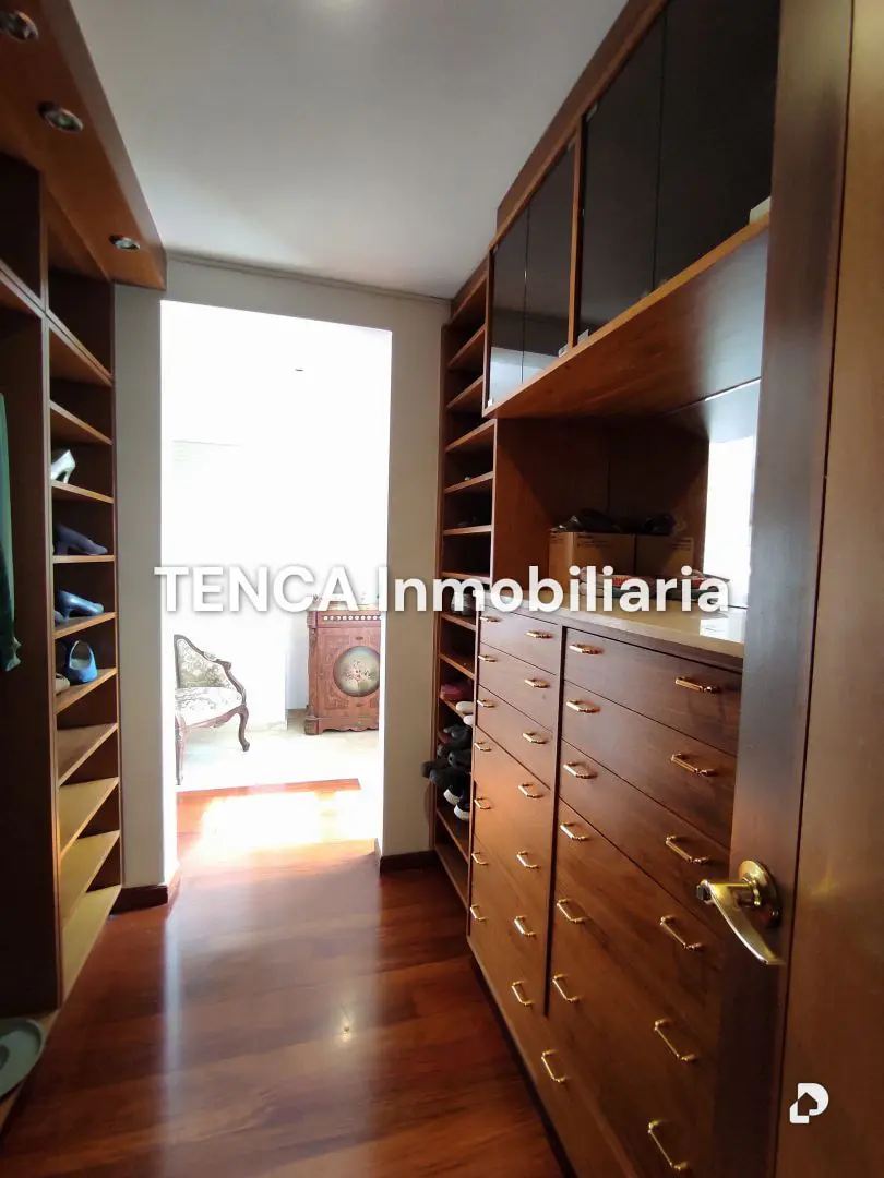 Apartamento en Lomas de La Lagunita, Caracas – 22