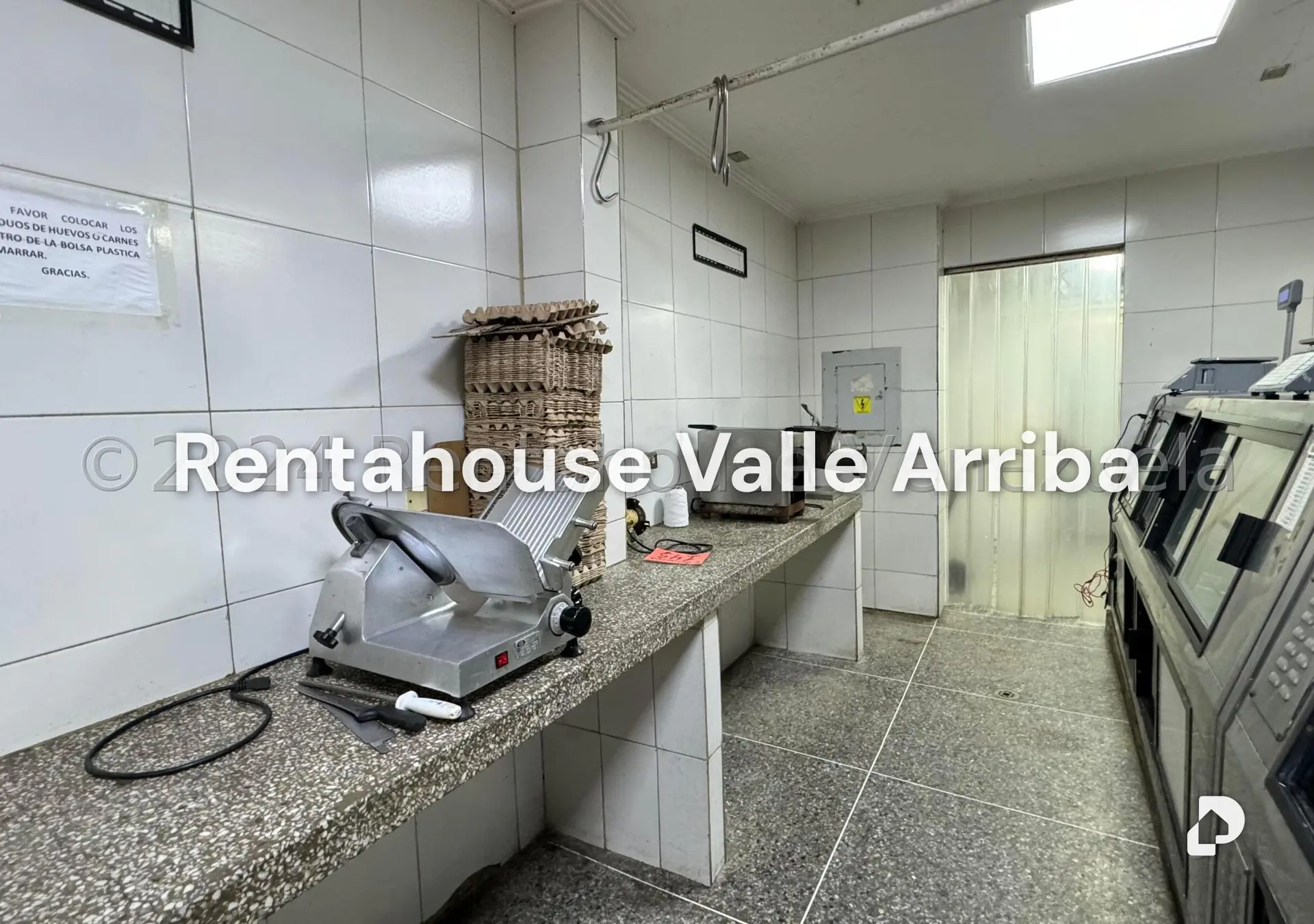 Local comercial en Catia, Caracas – 13