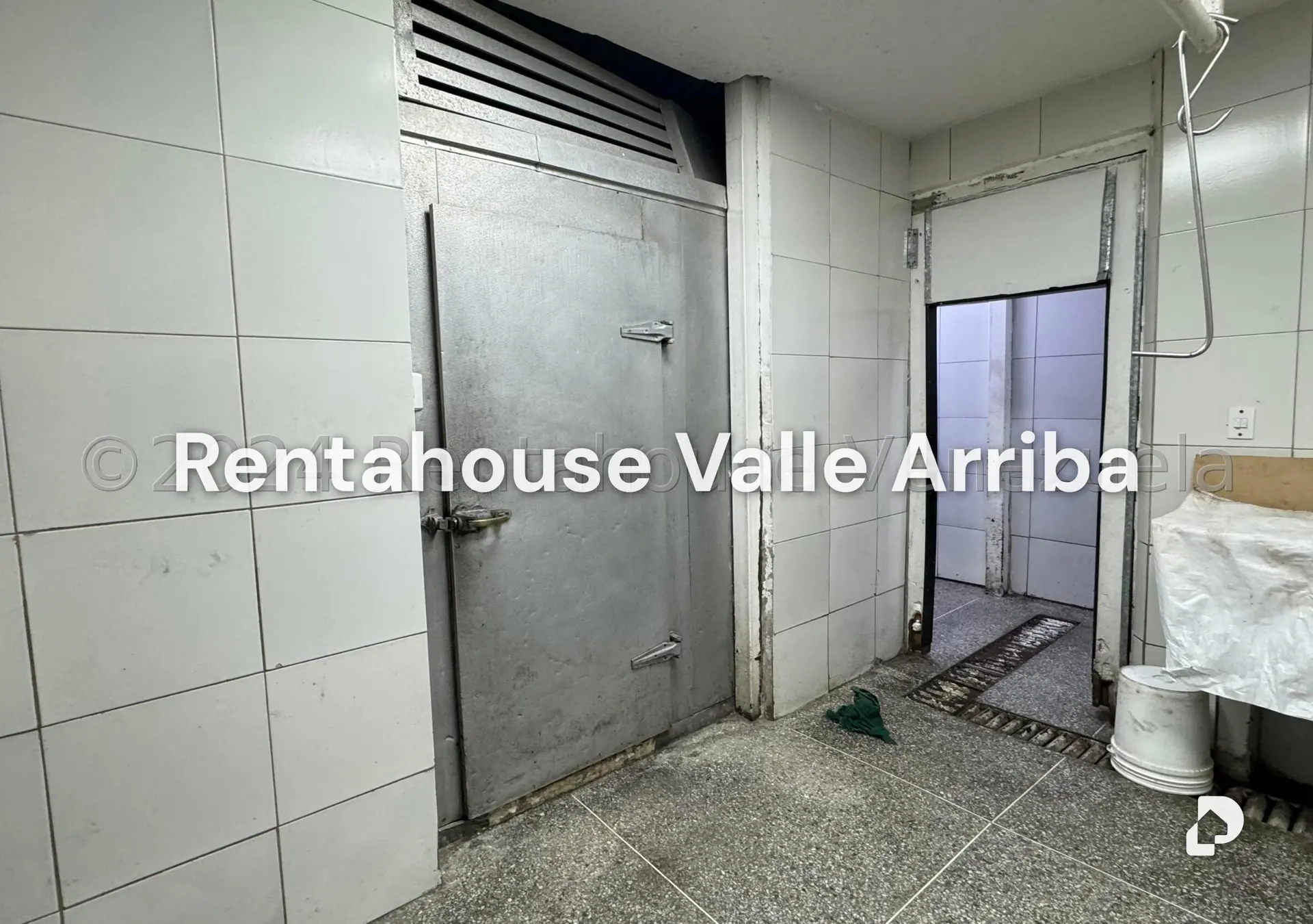 Local comercial en Catia, Caracas – 19