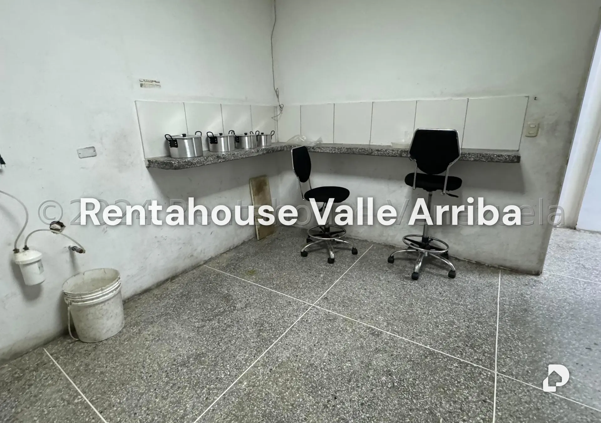 Local comercial en Catia, Caracas – 25