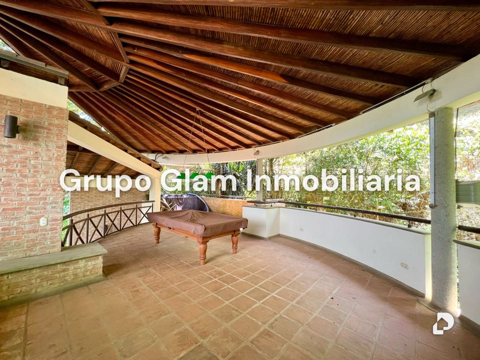 Casa en Cerro Verde, Caracas – 23