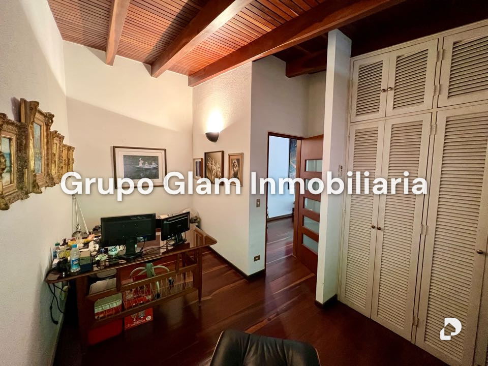 Casa en Cerro Verde, Caracas – 41