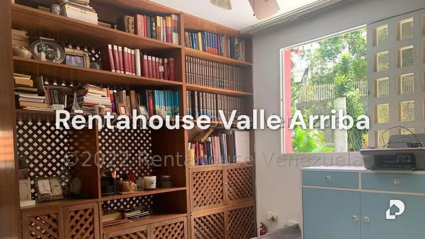 Casa en Cumbres de Curumo, Caracas – 26