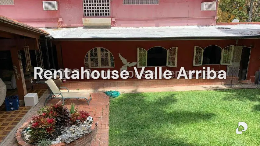 Casa en Cumbres de Curumo, Caracas – 30