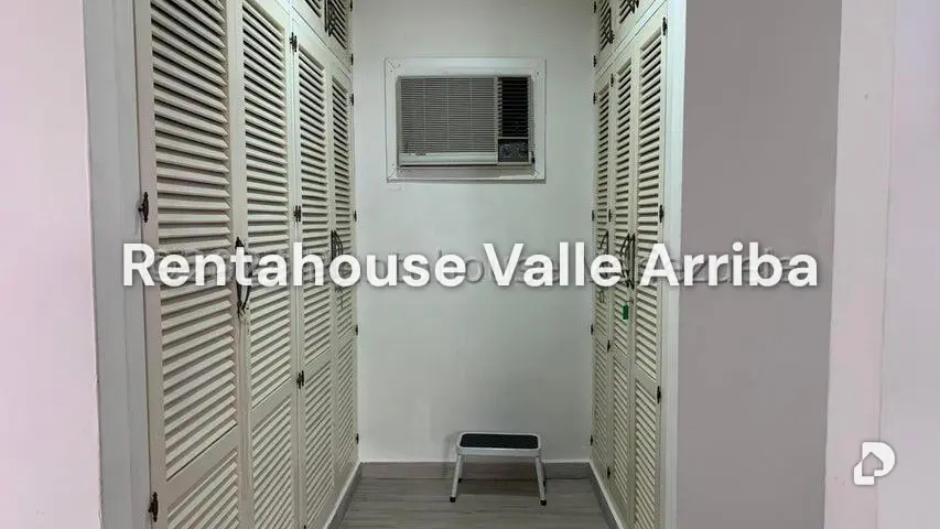 Casa en Cumbres de Curumo, Caracas – 21