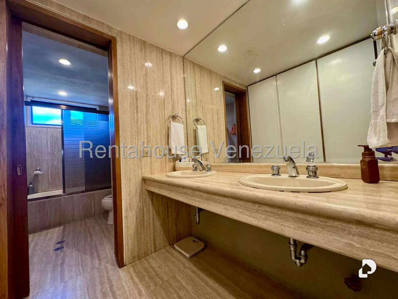 Apartamento en La Lagunita Country Club, Caracas – 17