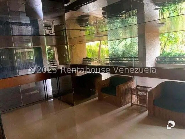 Apartamento en Santa Eduvigis, Caracas – 2