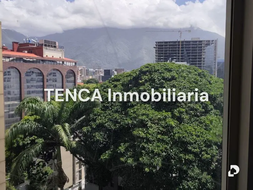 Building in Las Mercedes, Caracas – 18