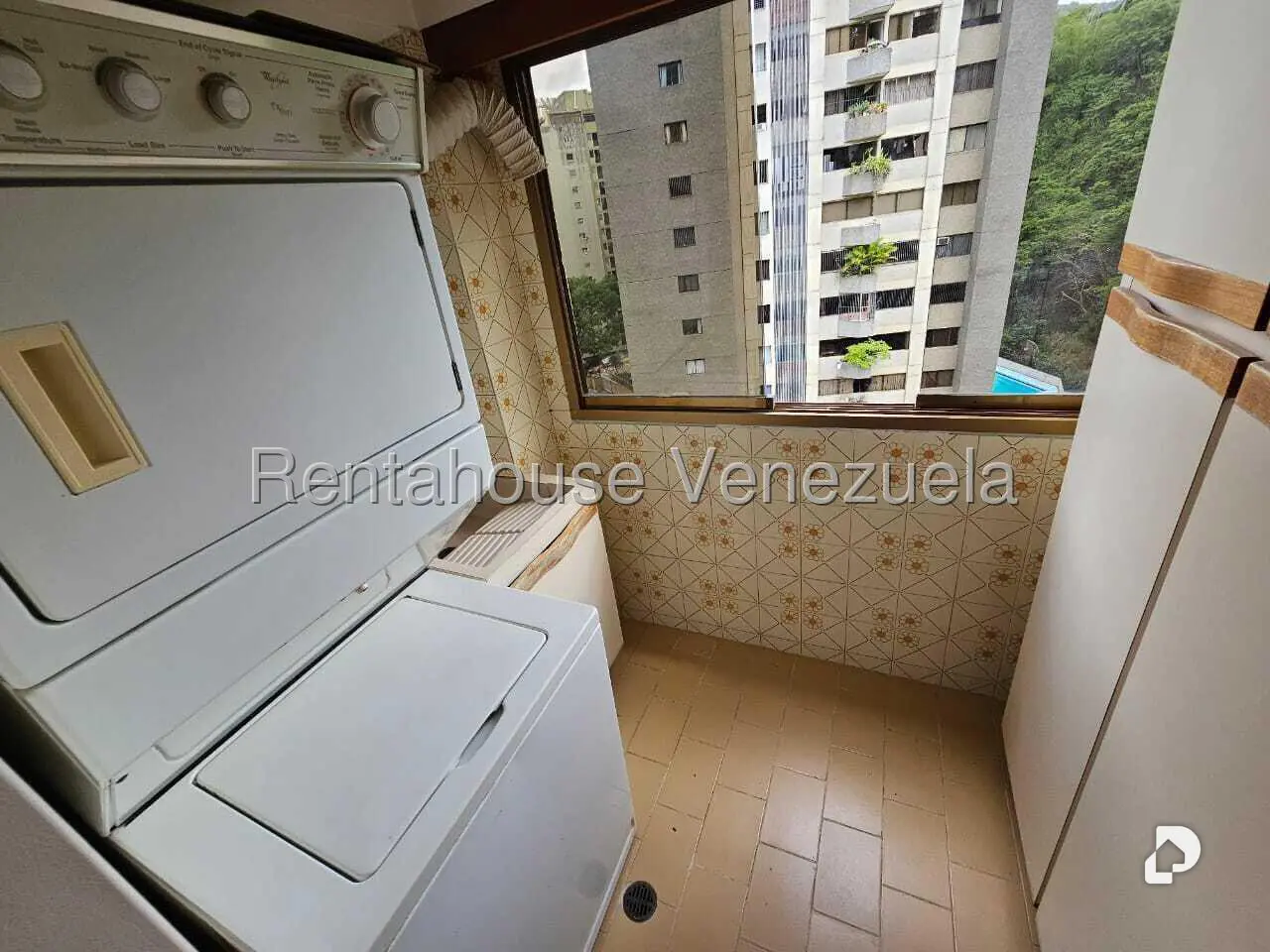 Apartamento en Lomas de Prados del Este, Caracas – 9