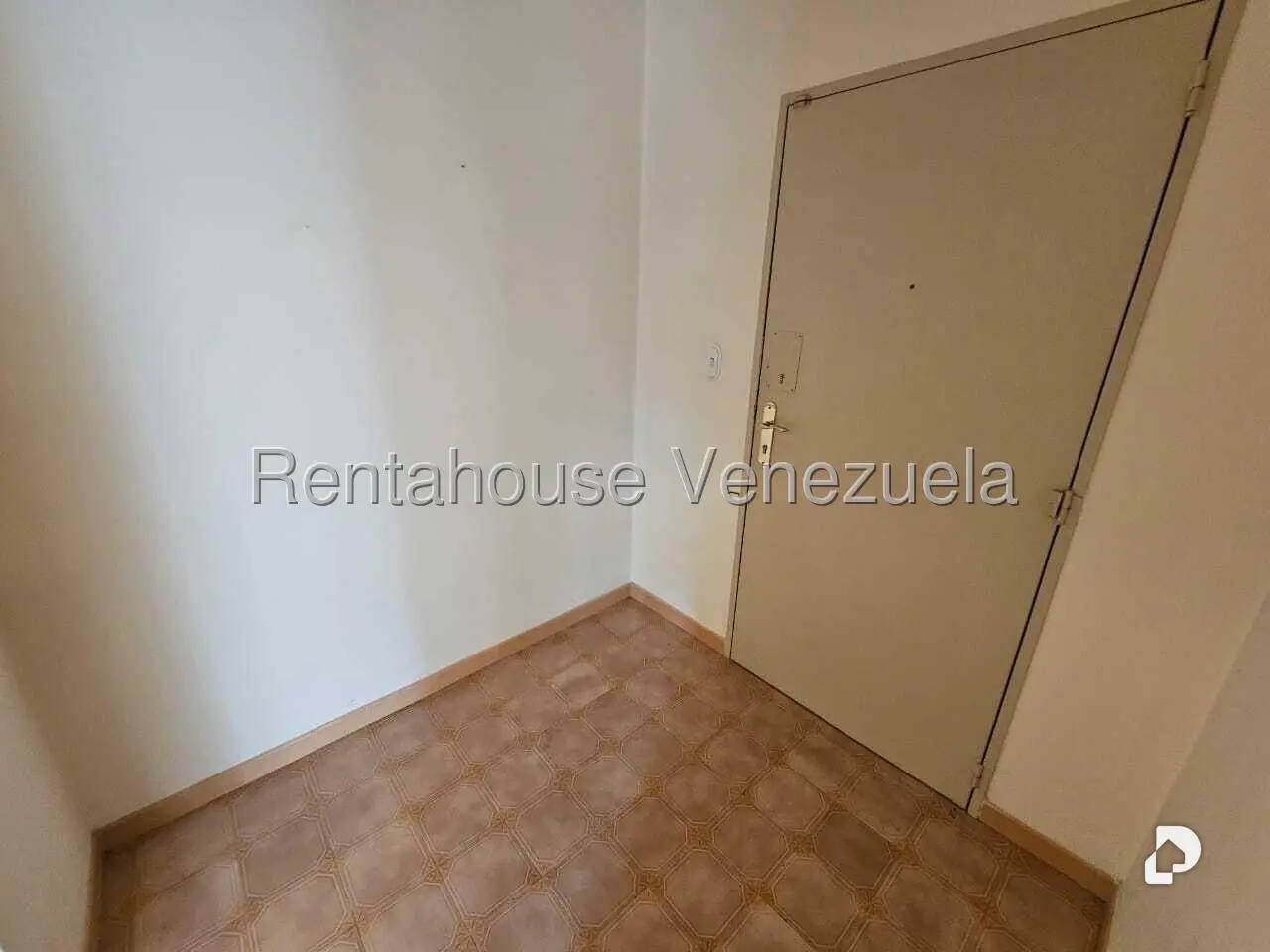 Apartamento en Lomas de Prados del Este, Caracas – 3