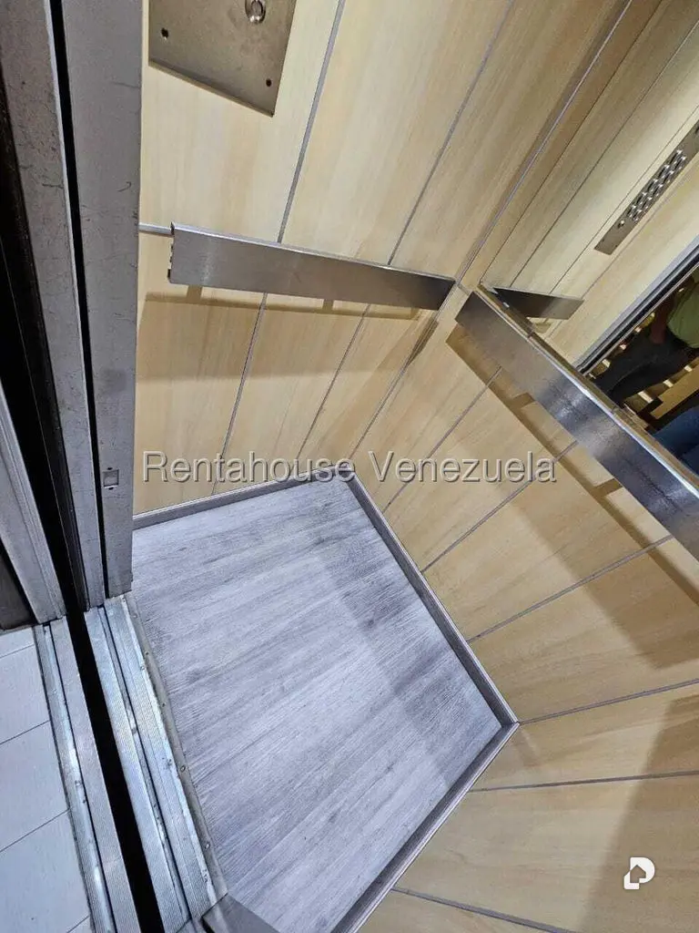 Apartamento en Lomas de Prados del Este, Caracas – 22