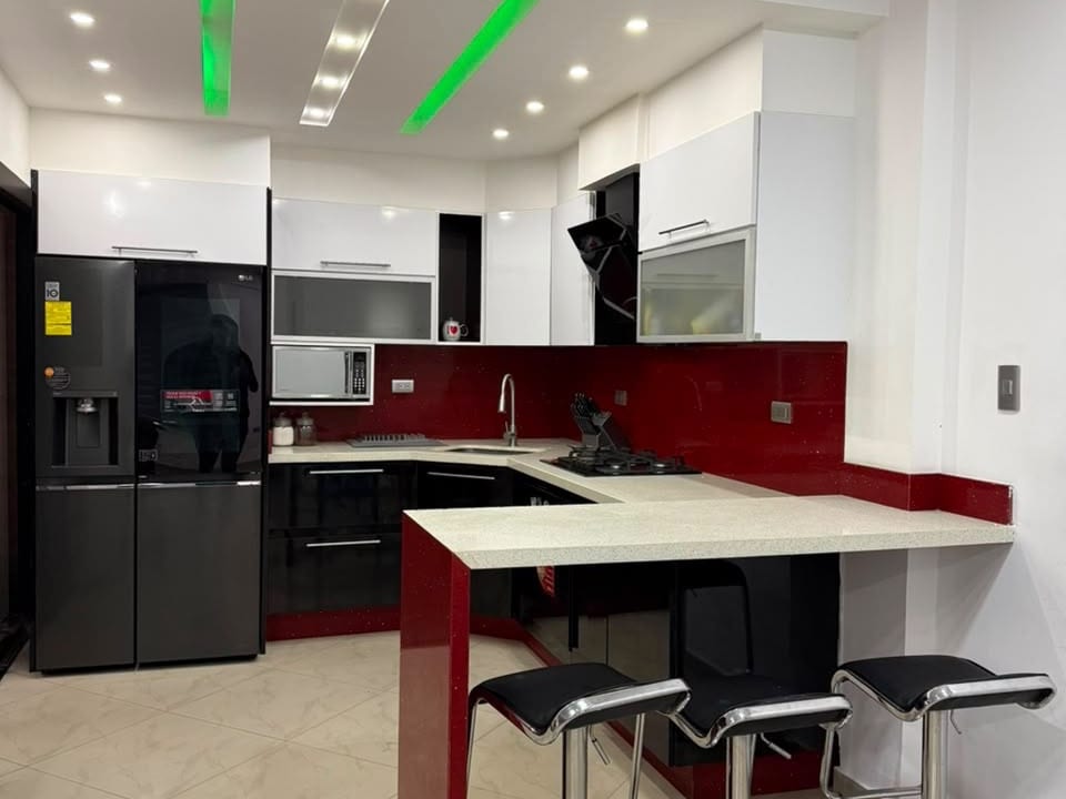 Townhouse en Mañongo, Naguanagua - 1
