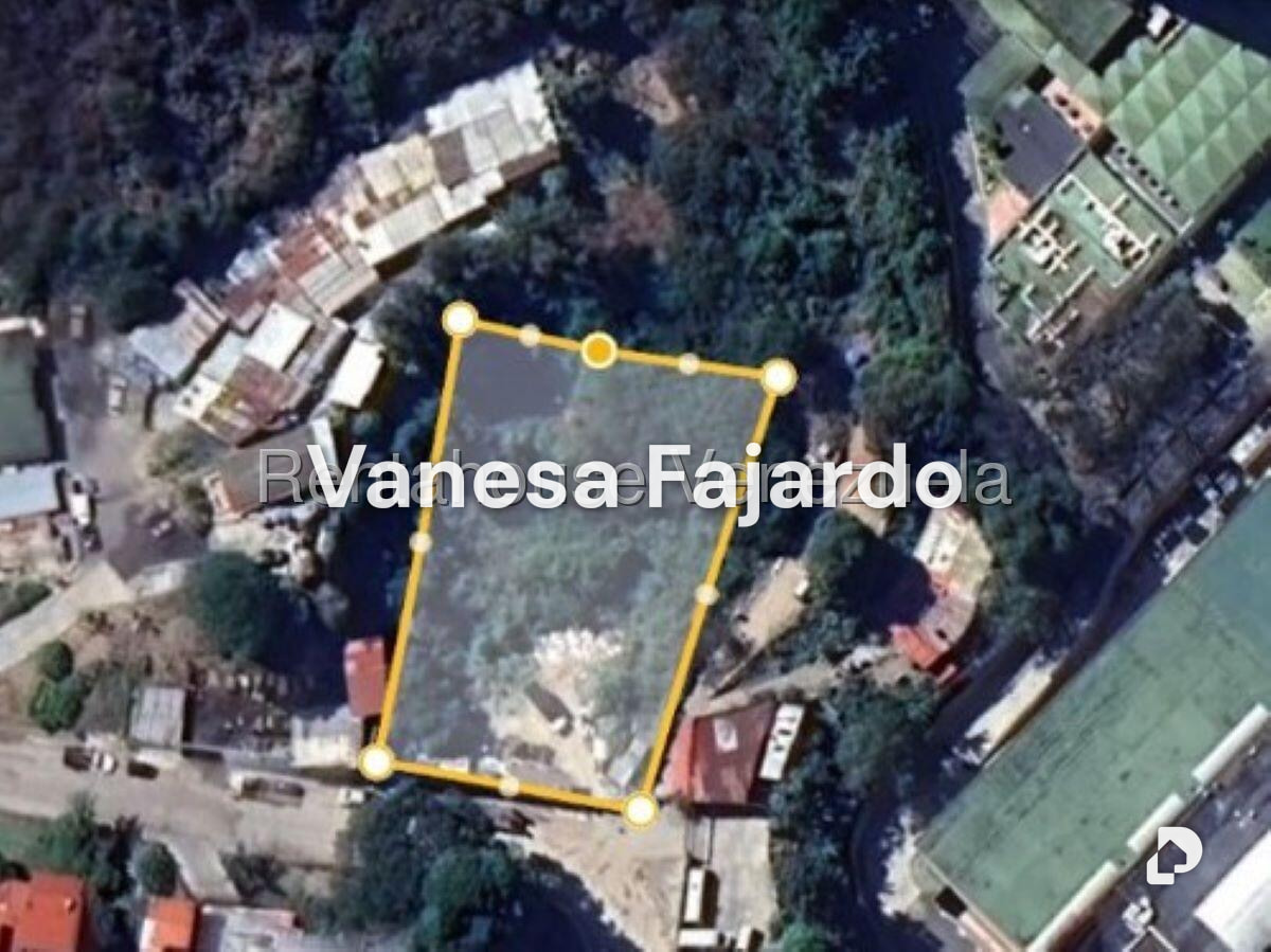 Terreno en Santa Mónica, Caracas – 1