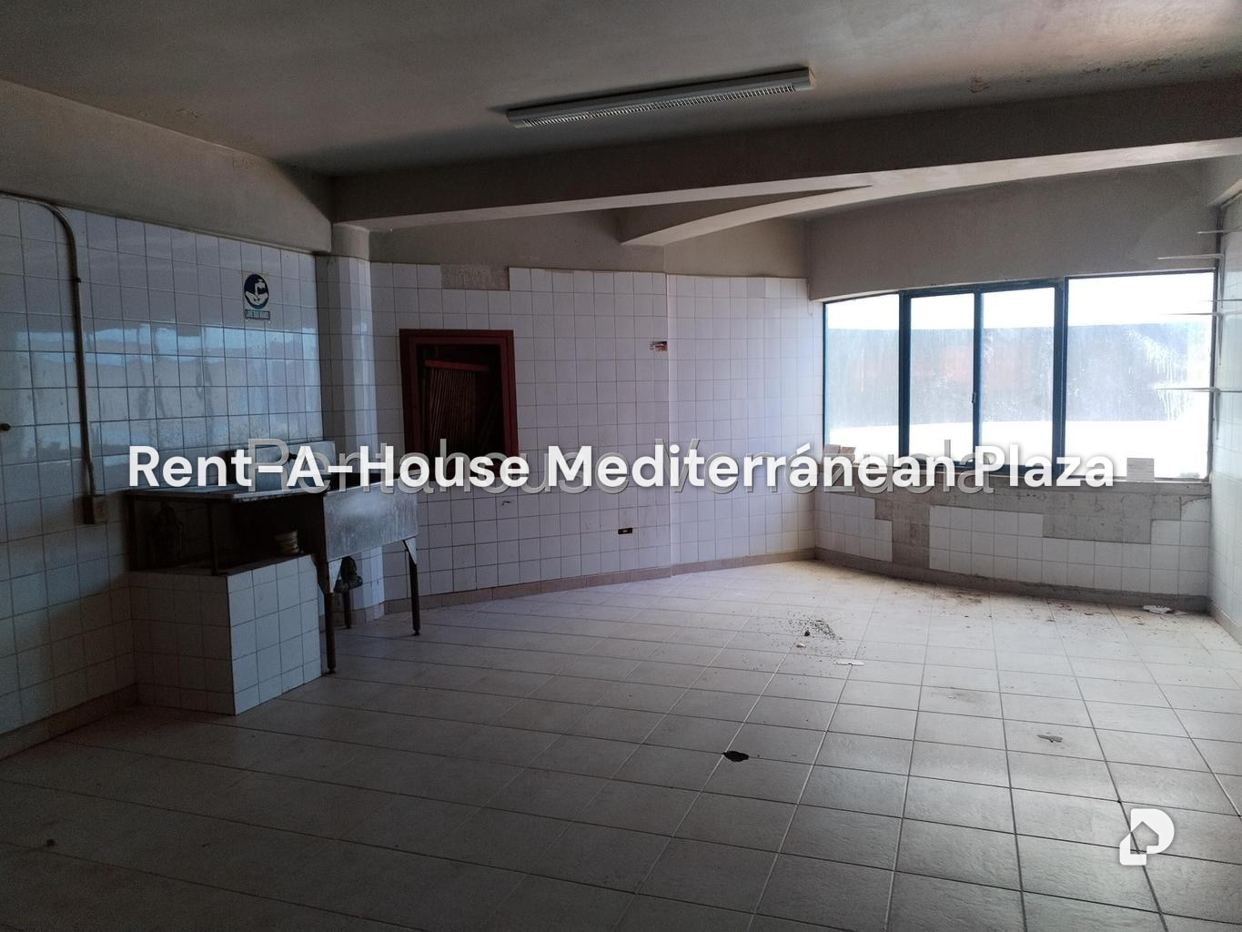 Local comercial en Agua Blanca, Valencia – 5