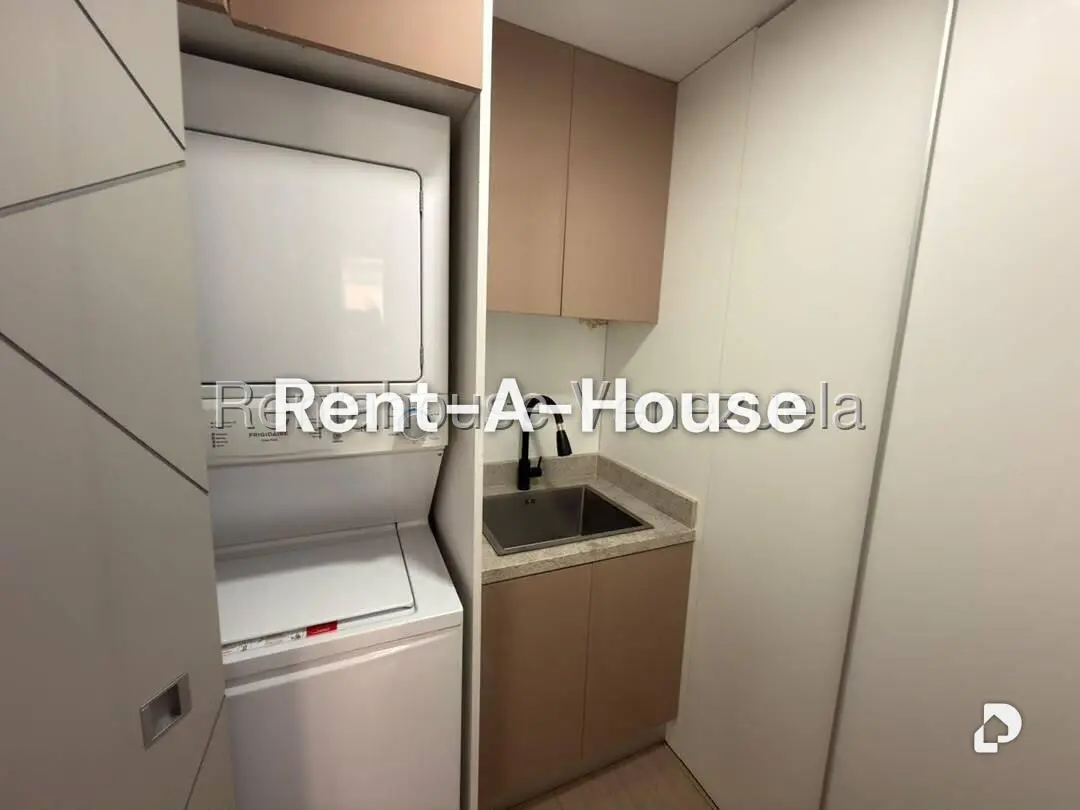 Apartamento en Santa Fe Norte, Caracas – 12