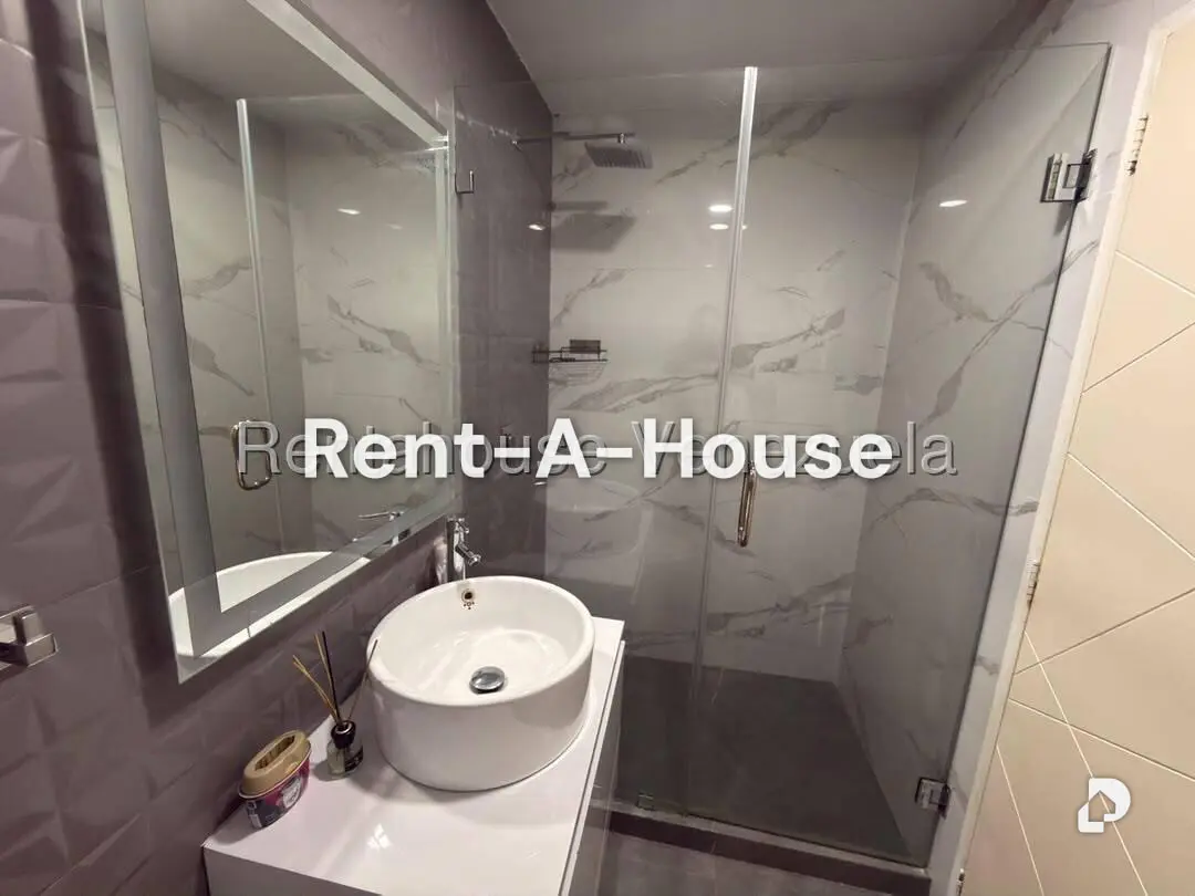Apartamento en Santa Fe Norte, Caracas – 20