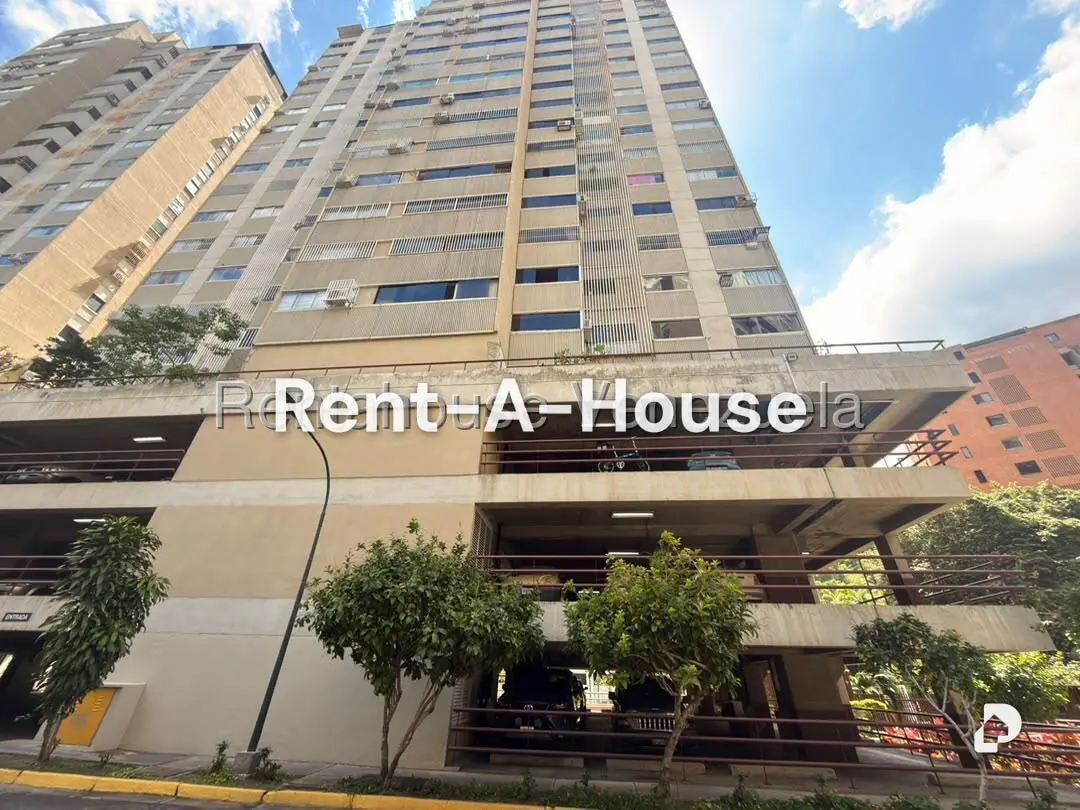 Apartamento en Santa Fe Norte, Caracas – 1