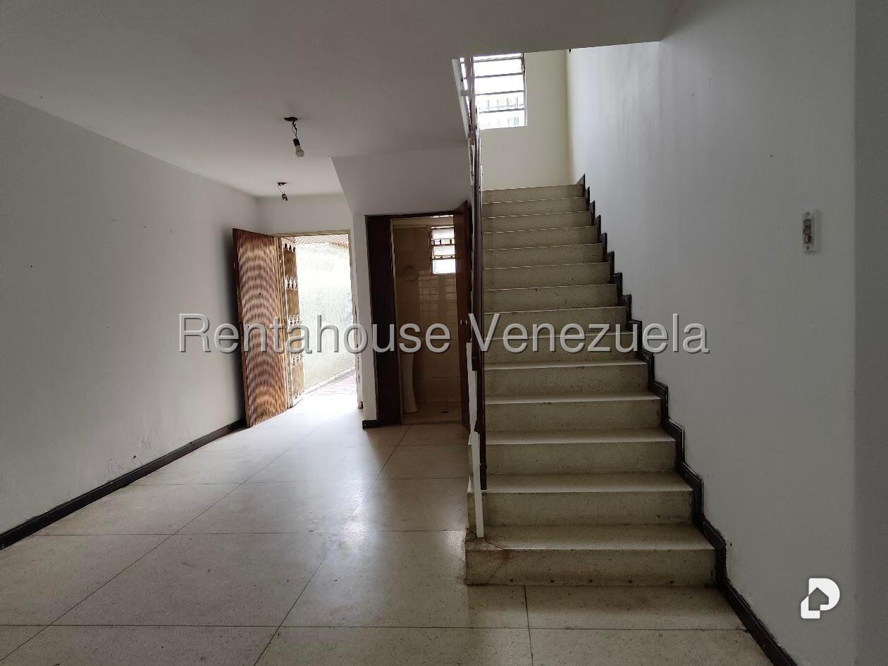 Casa en La California Sur, Caracas – 14
