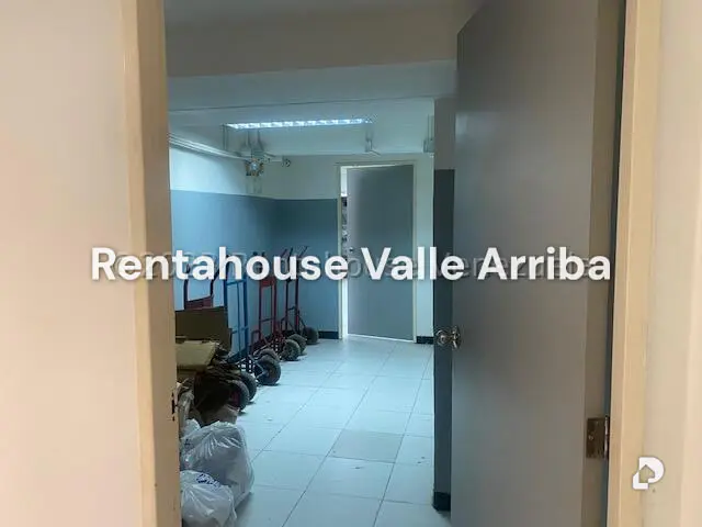 Local comercial en Los Dos Caminos, Caracas – 15