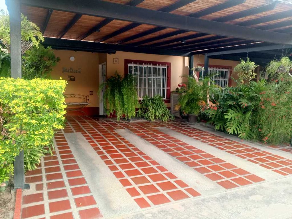 Casa en Valle de Oro, Valencia - 1