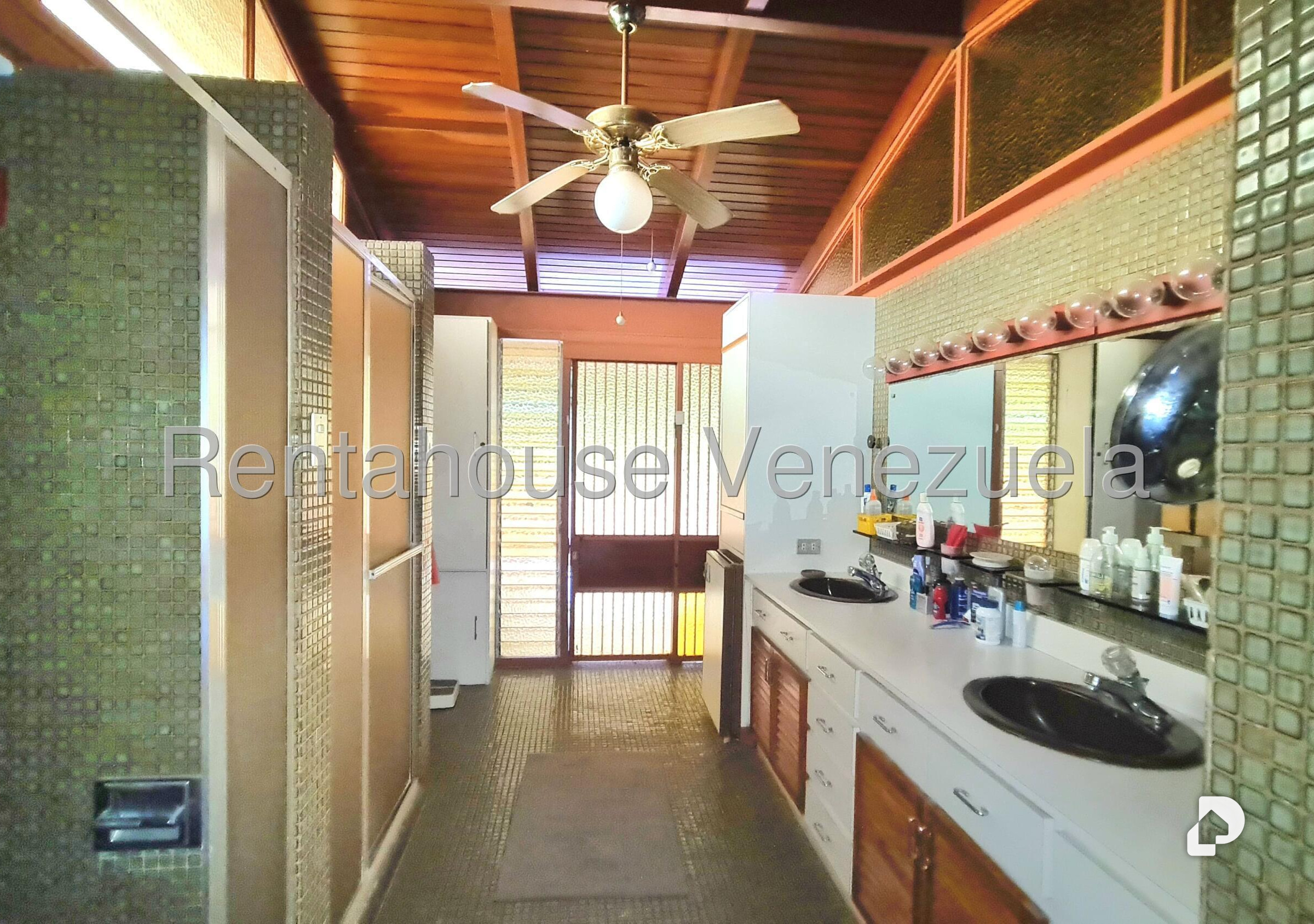 Casa en Colinas de Los Ruices, Caracas – 19
