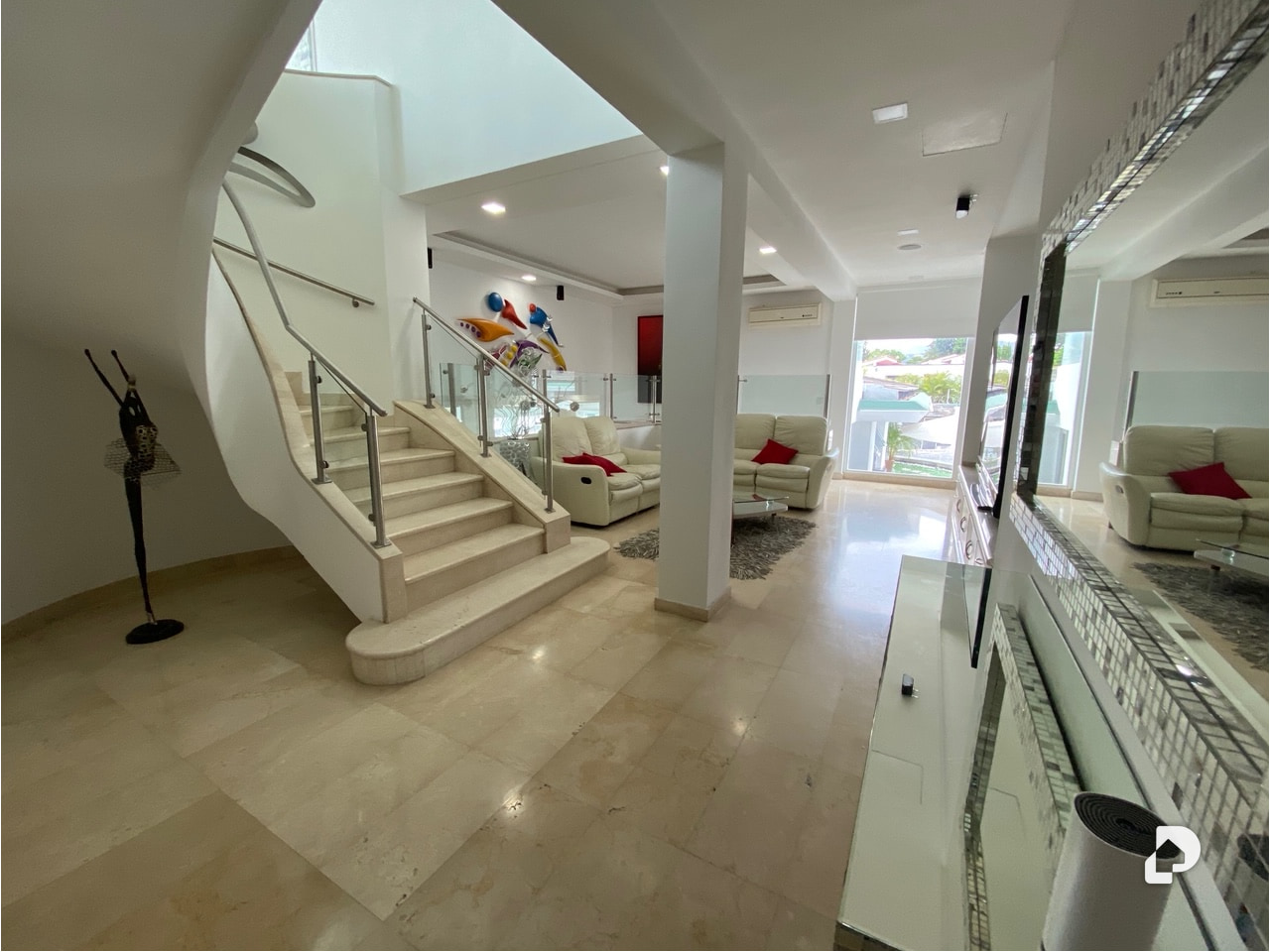 Casa en La Lagunita, Caracas – 4