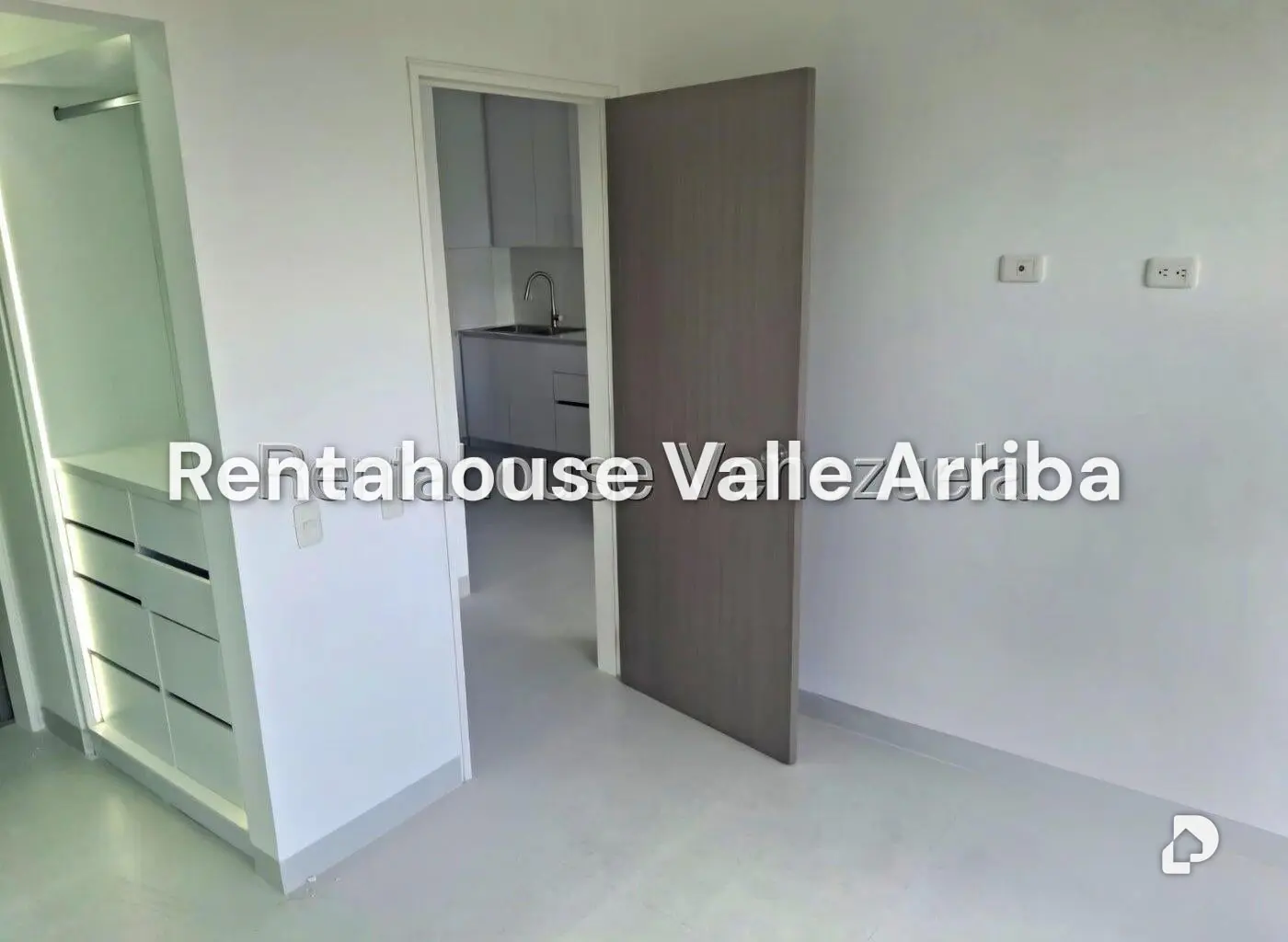 Apartamento en La Boyera, Caracas – 11