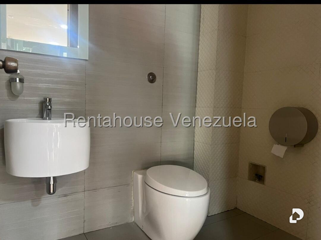 Commercial space in El Recreo, Caracas – 19