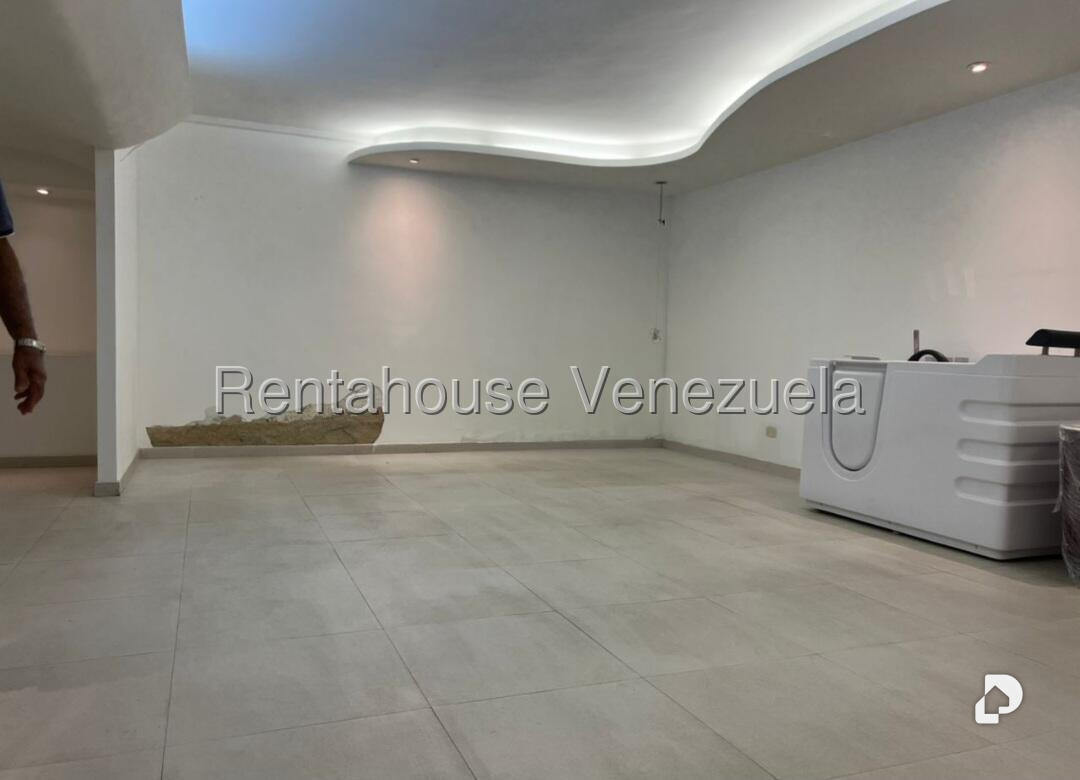 Commercial space in El Recreo, Caracas – 12