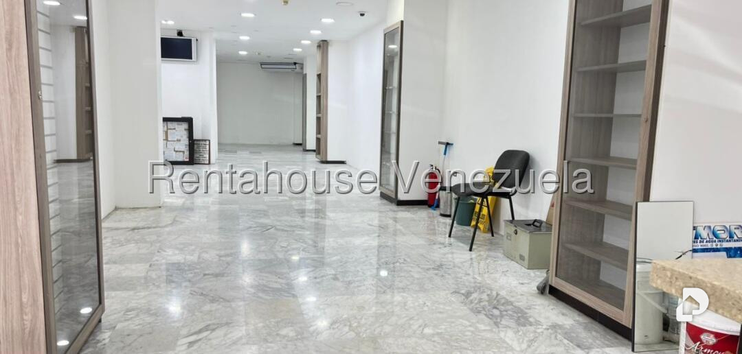 Commercial space in El Recreo, Caracas – 21