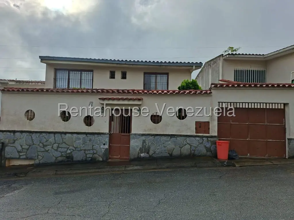 Casa en La Arboleda, San Antonio de Los Altos - 1