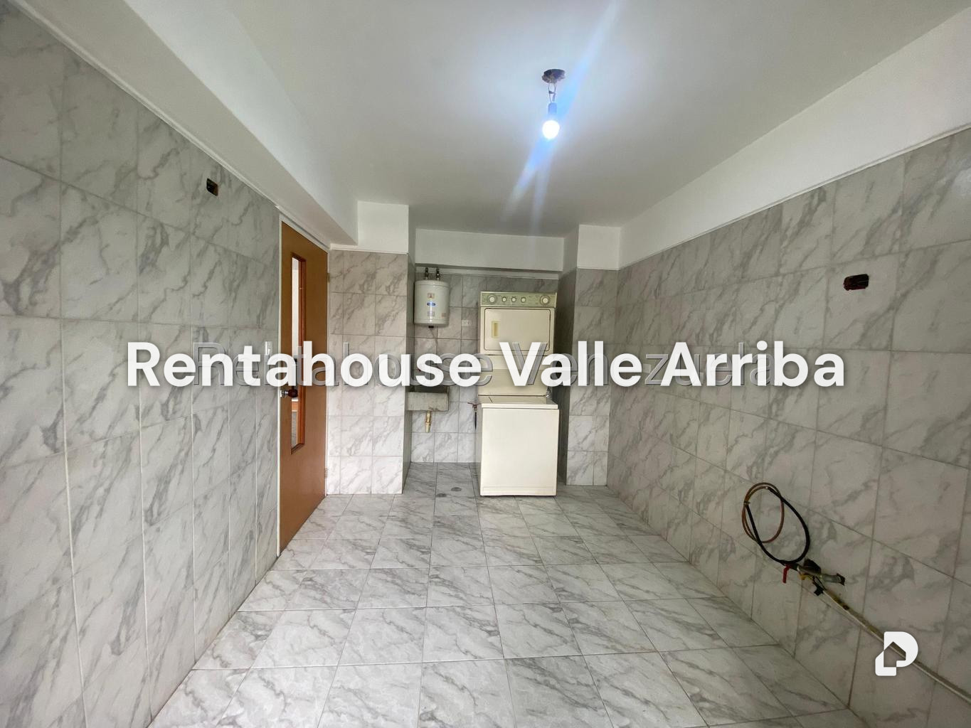 Apartamento en El Paraíso, Caracas – 24