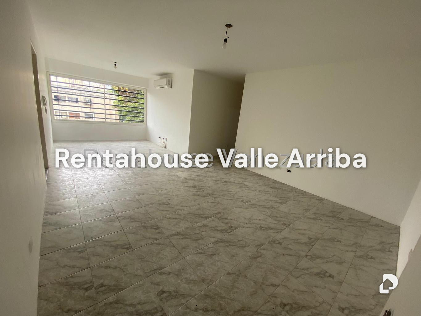 Apartamento en El Paraíso, Caracas – 11