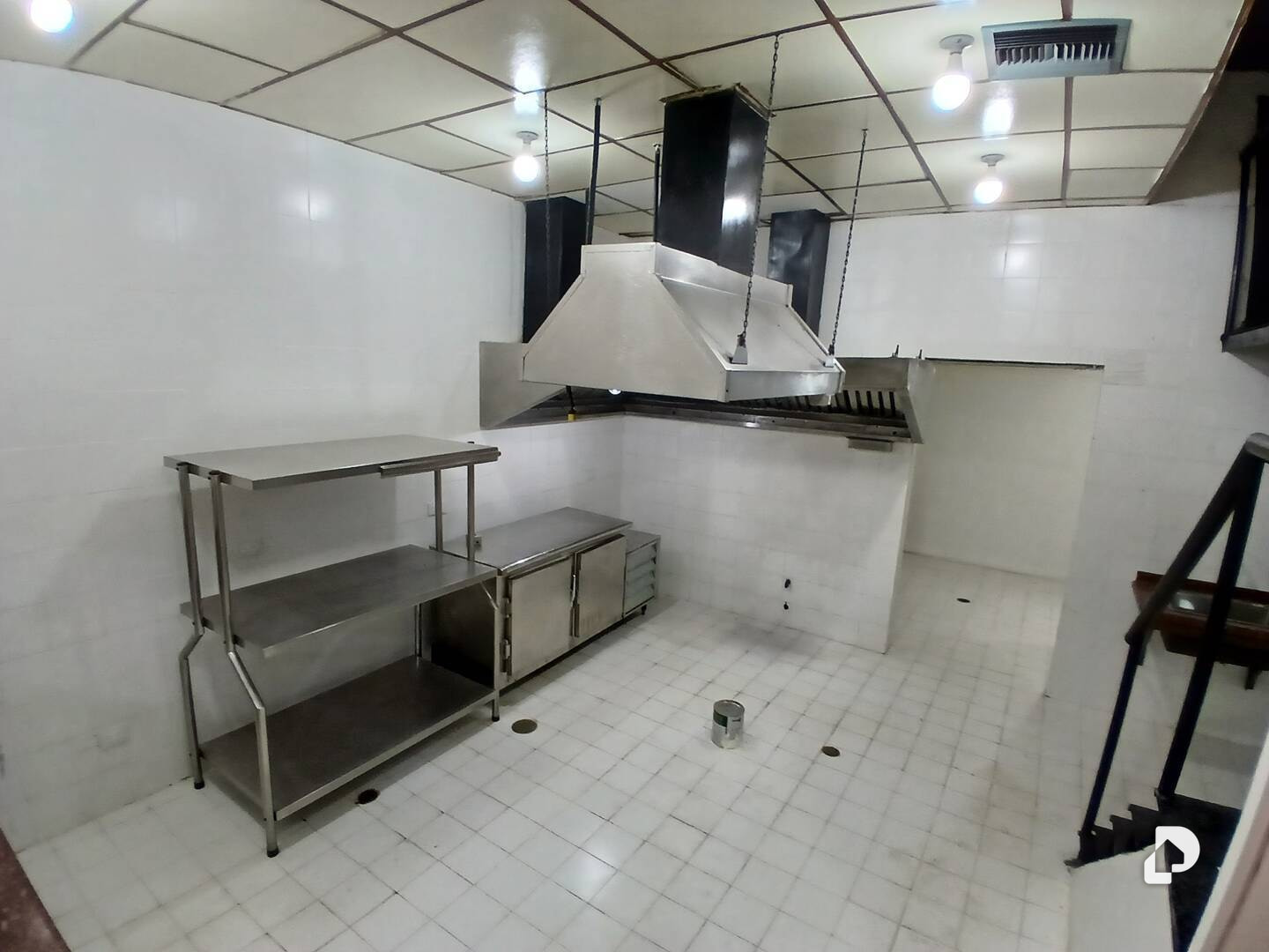 Local comercial en Avenida Fuerzas Armadas, Maracaibo – 4