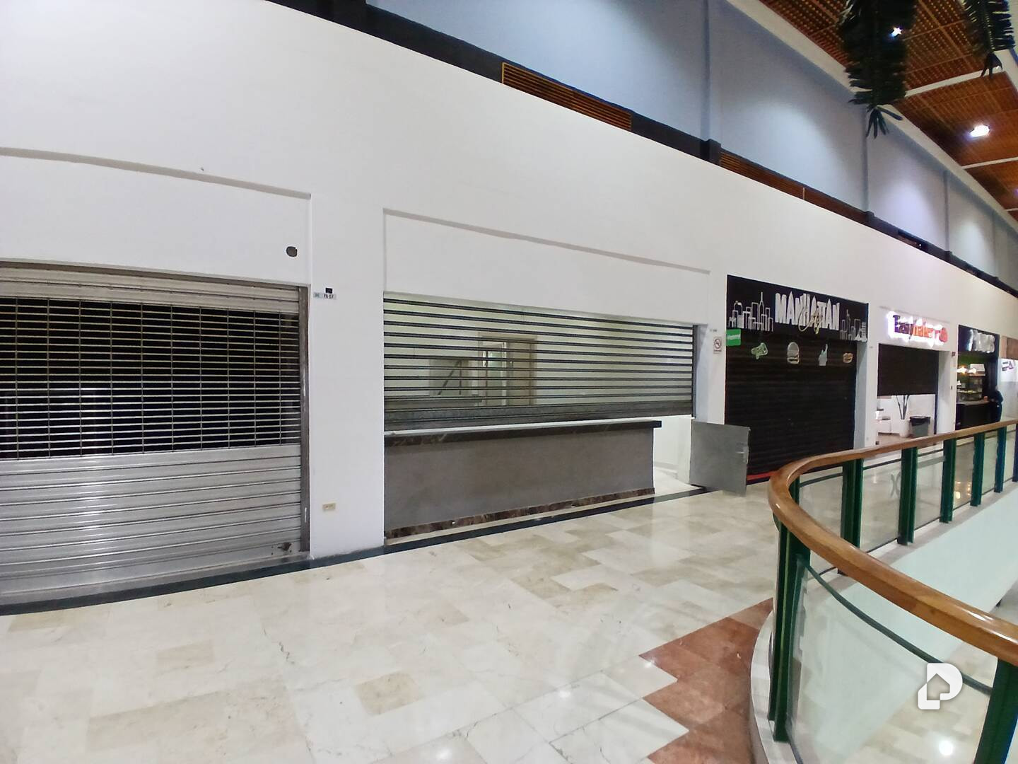 Local comercial en Avenida Fuerzas Armadas, Maracaibo – 13