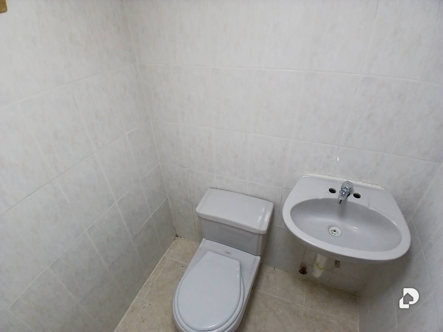 Local comercial en Avenida Fuerzas Armadas, Maracaibo – 11