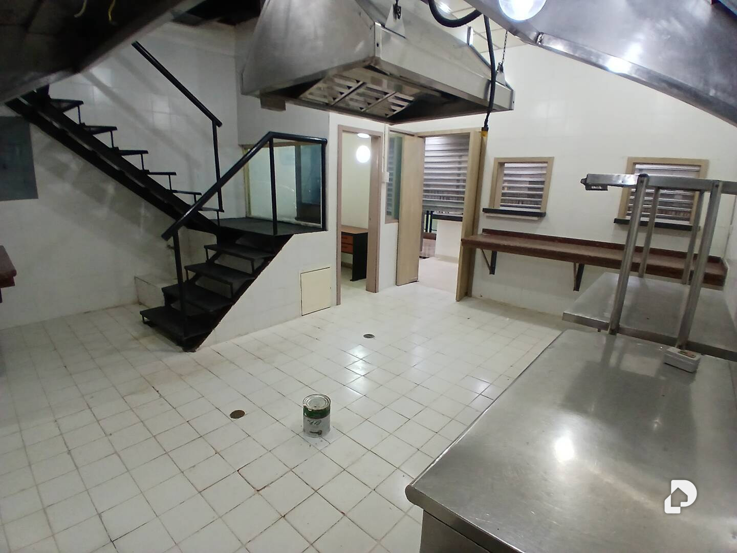 Local comercial en Avenida Fuerzas Armadas, Maracaibo – 9