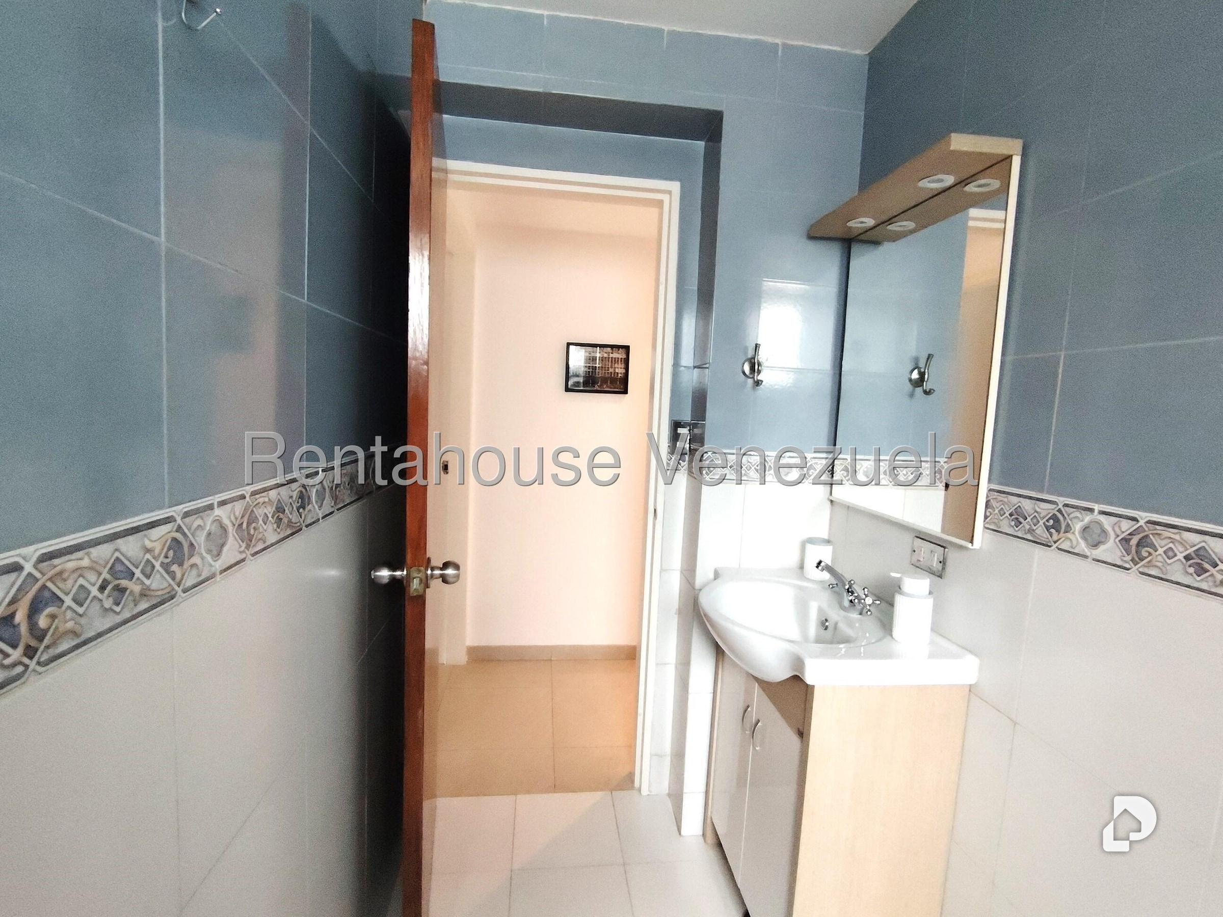 Apartamento en Lomas de Chuao, Caracas – 24