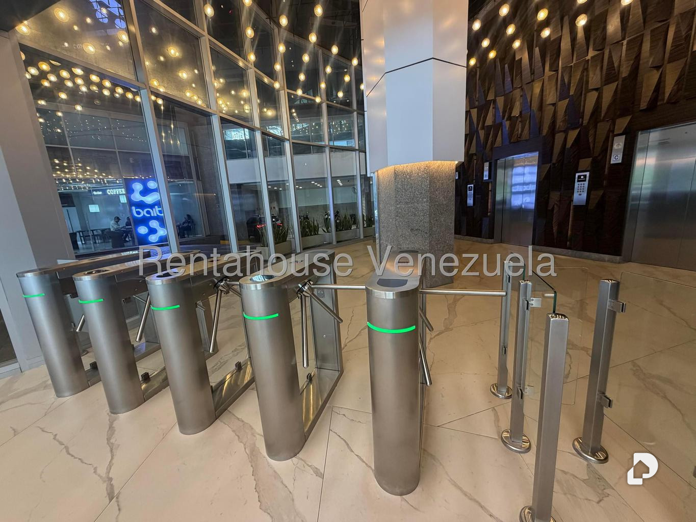 Oficina en Las Mercedes, Caracas – 4