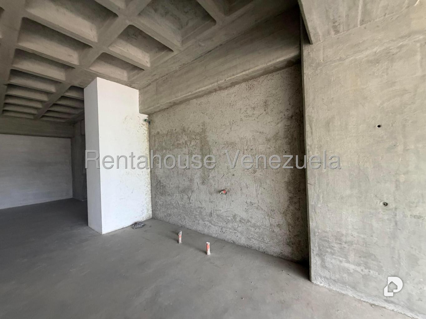 Oficina en Las Mercedes, Caracas – 12