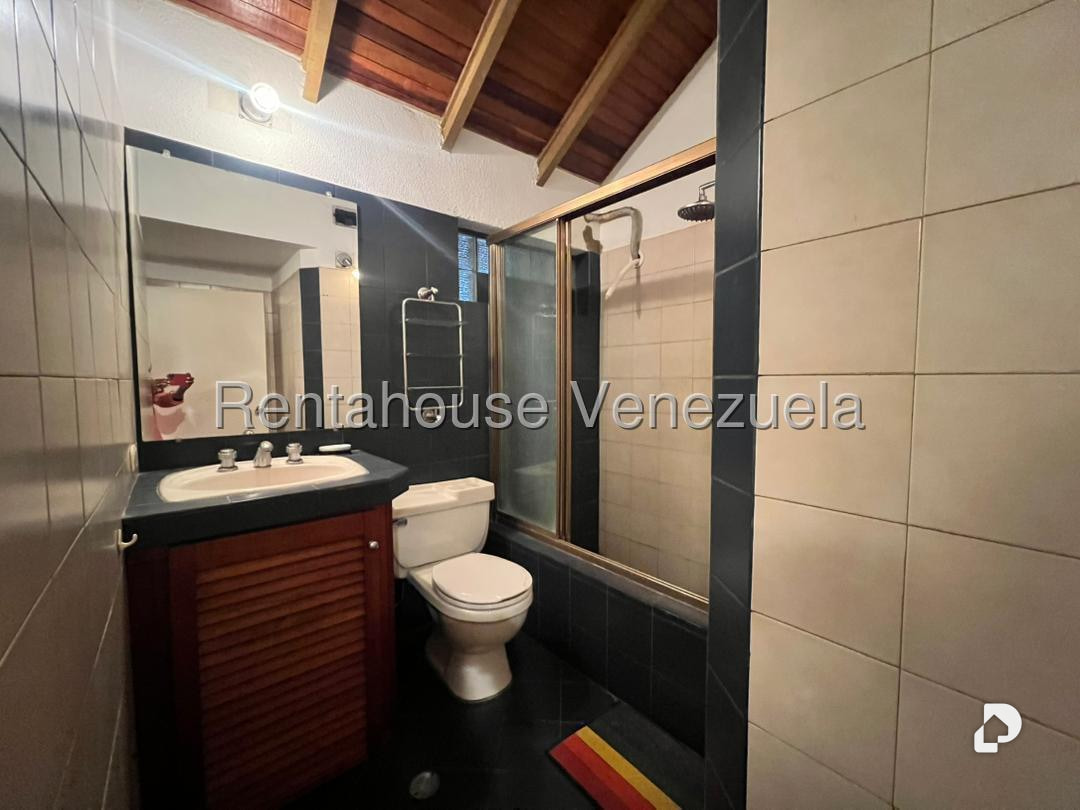 Apartamento en Colinas de Valle Arriba, Caracas – 24