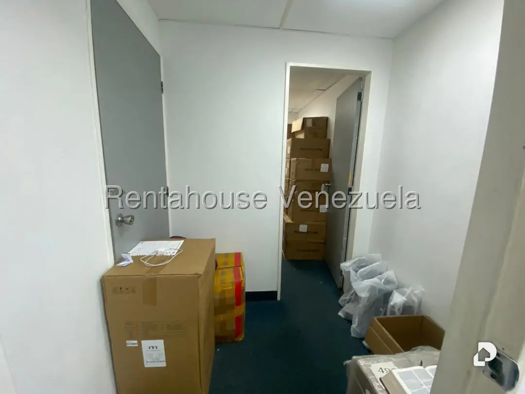 Oficina en La Urbina, Caracas